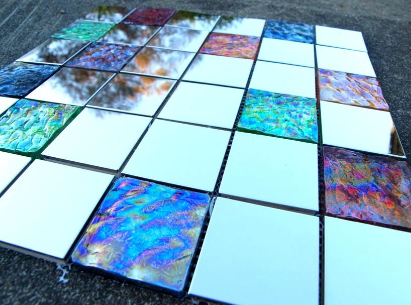 Существует несколько способов изготовления стеклянной плитки, выбирать который вы можете на свое усмотрение 