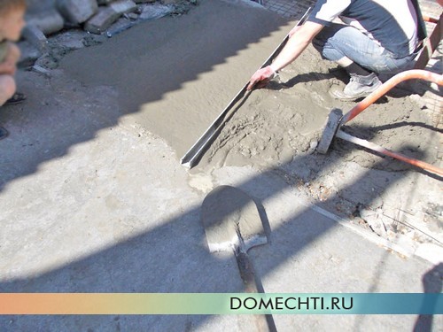 Как правильно залить бетоном двор